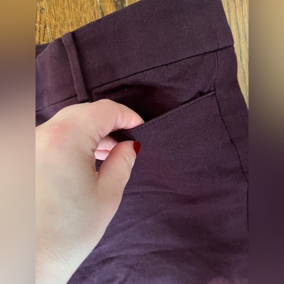 Loft size 8 Skinny pants in plum - Picture 6 of 10